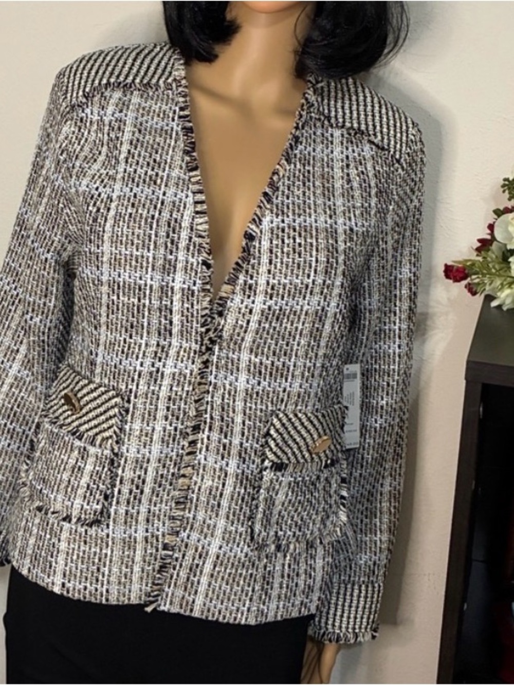 CHICO’s Tweed Fringe Blazer NWT Size 1 (Medium) Bouclé Jacket Career $149 Retail